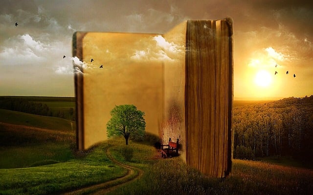 Een boek met surrealistische omgeving.